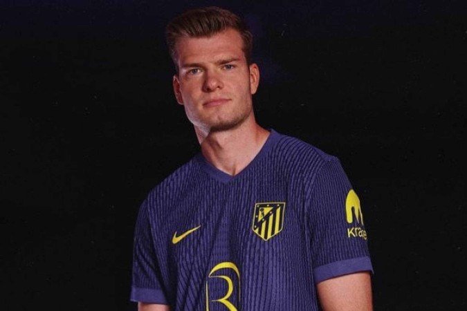 Camisa une 'caráter, música e energia' e vai estrear na última partida da temporada, contra o Girona - (crédito: Foto: Divulgação) Camisa une 'caráter, música e energia' e vai estrear na última partida da temporada, contra o Girona - (crédito: Foto: Divulgação)