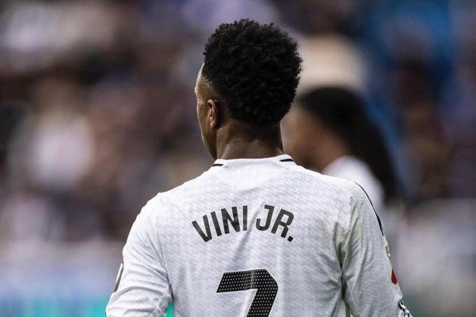 As denúncias foram apresentadas primeiro pela La Liga, depois pelo próprio jogador e pelo clube pelo qual ele jogava em 30 de dezembro de 2022, quando sofreu ofensas por parte da torcida do time adversário, o Valladolid - (crédito: Reprodução Instagram) As denúncias foram apresentadas primeiro pela La Liga, depois pelo próprio jogador e pelo clube pelo qual ele jogava em 30 de dezembro de 2022, quando sofreu ofensas por parte da torcida do time adversário, o Valladolid - (crédito: Reprodução Instagram)
