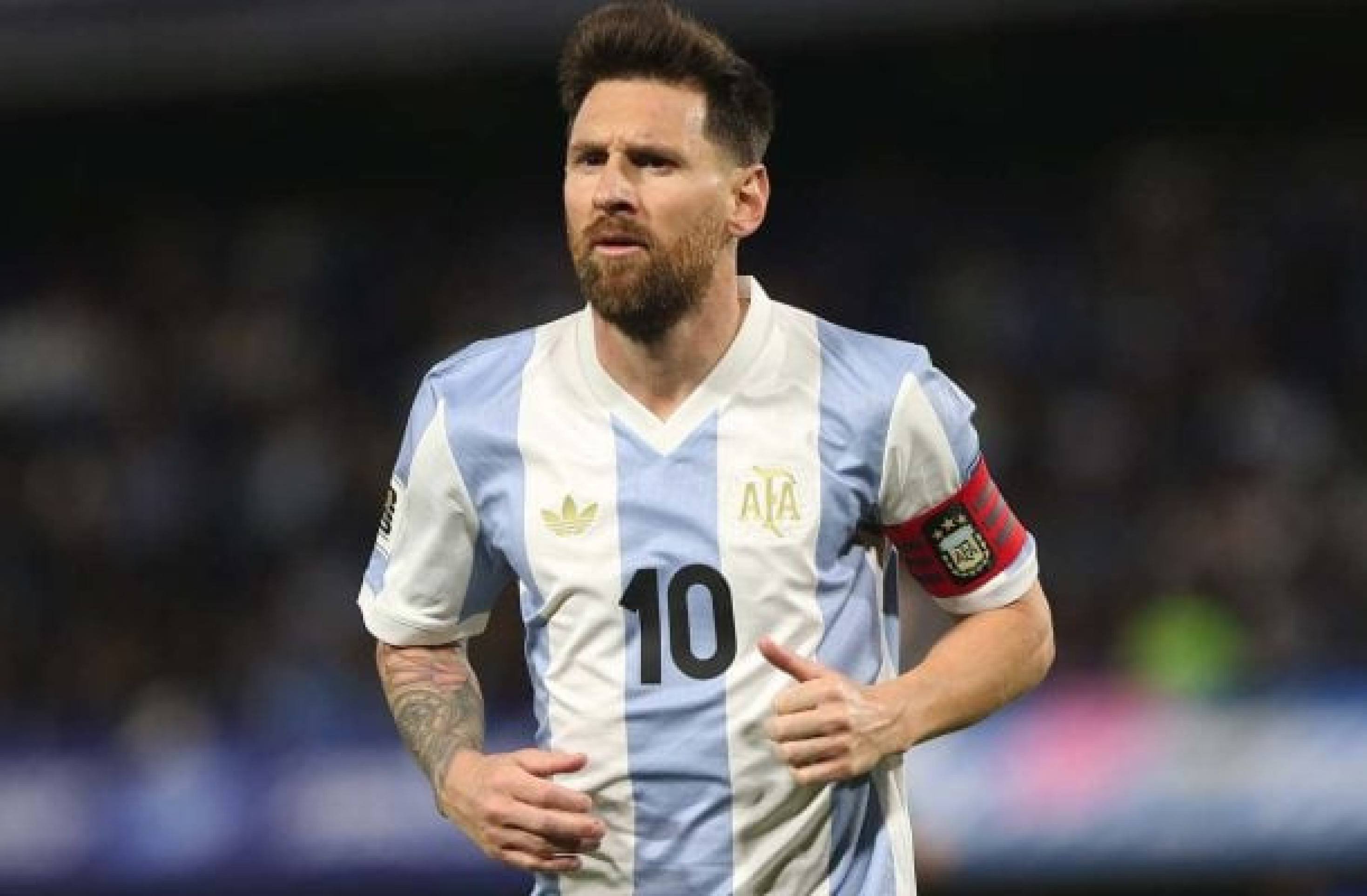 Messi é eleito melhor jogador da história pela IFFHS; Pelé fica em 2º Messi é eleito melhor jogador da história pela IFFHS; Pelé fica em 2º