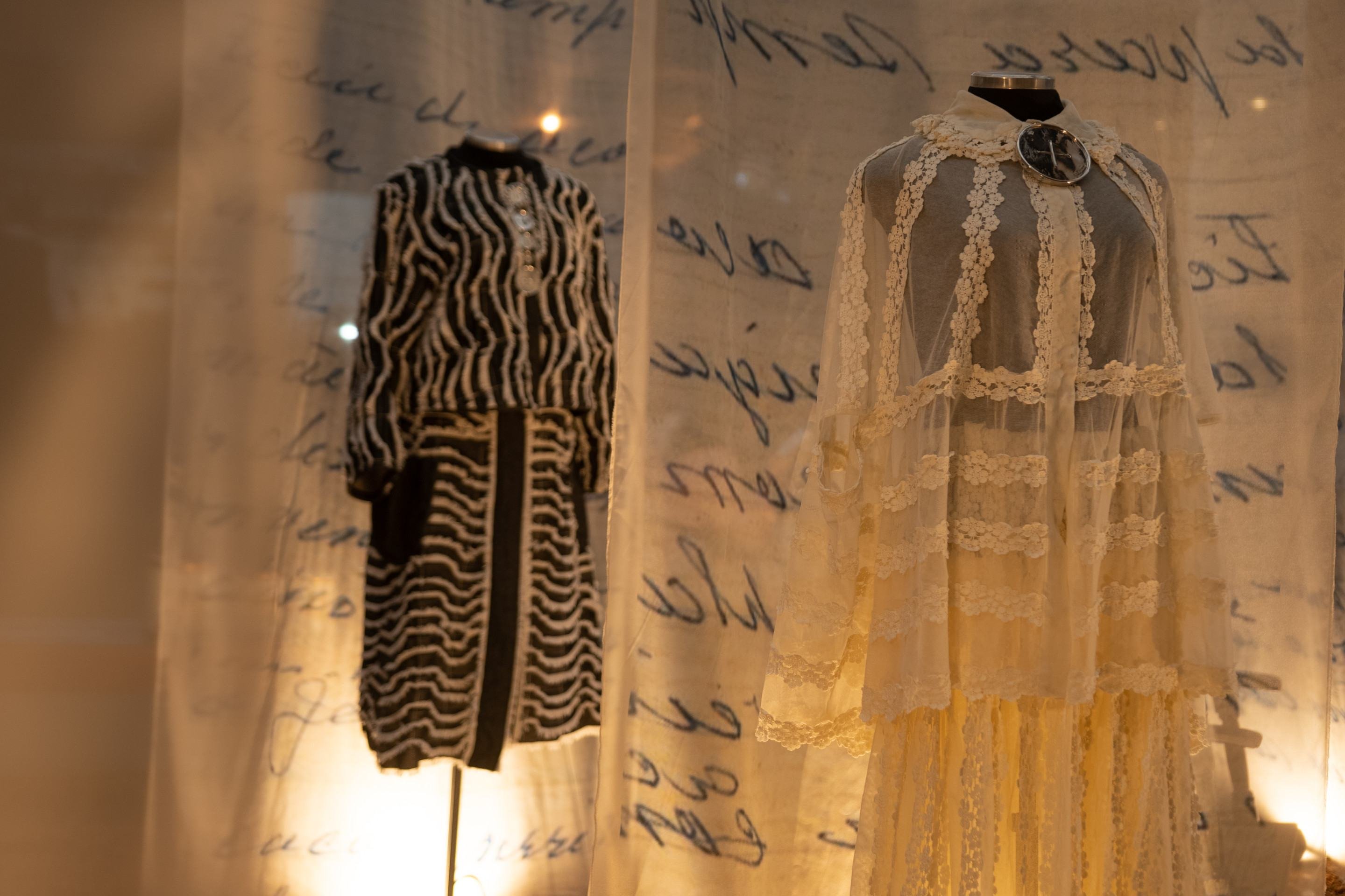 Exposição gratuita sobre Cora Coralina chega ao Senac-DF