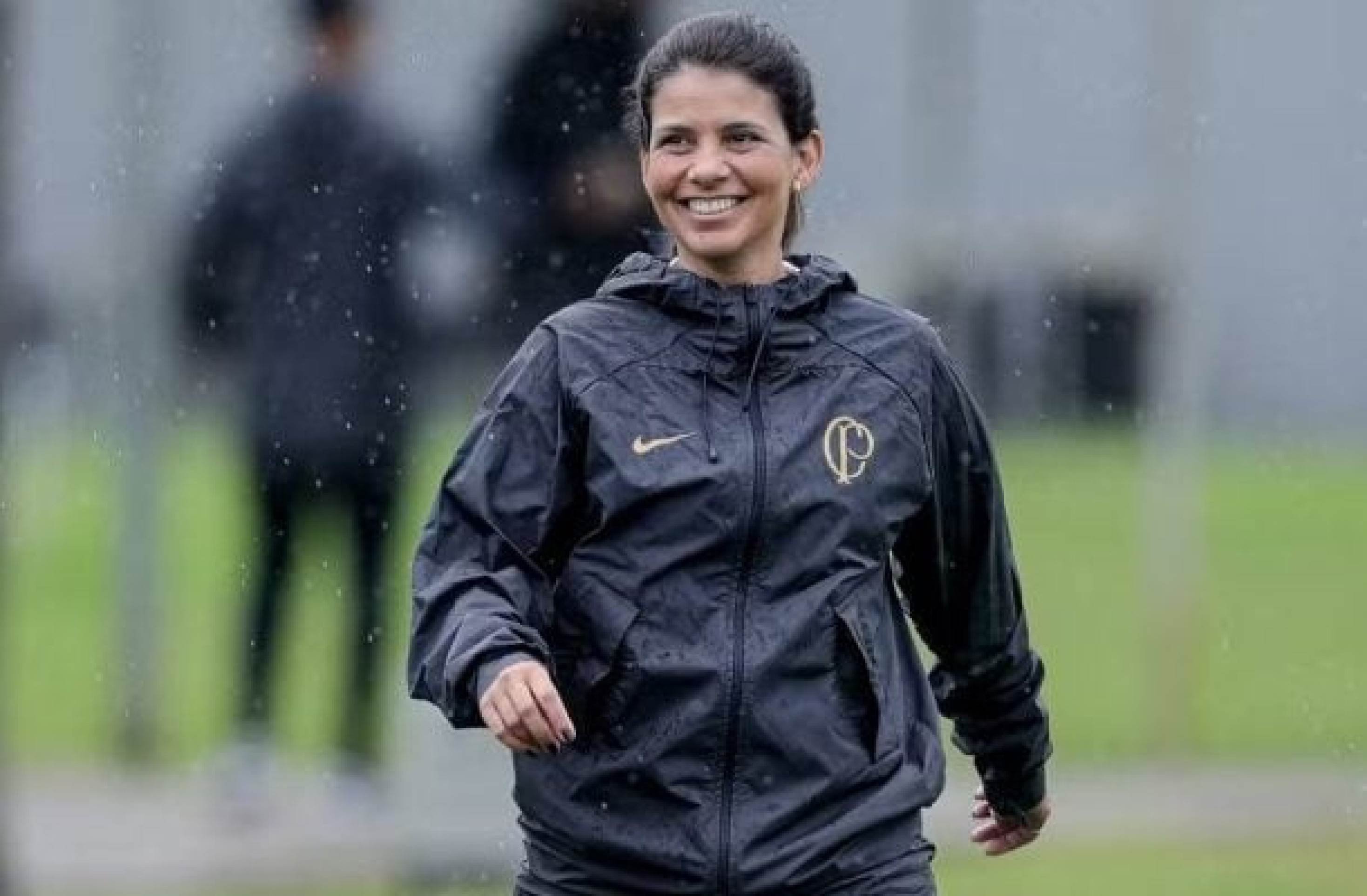Chefe do departamento médico deixa o Corinthians após comentário de Dorival
