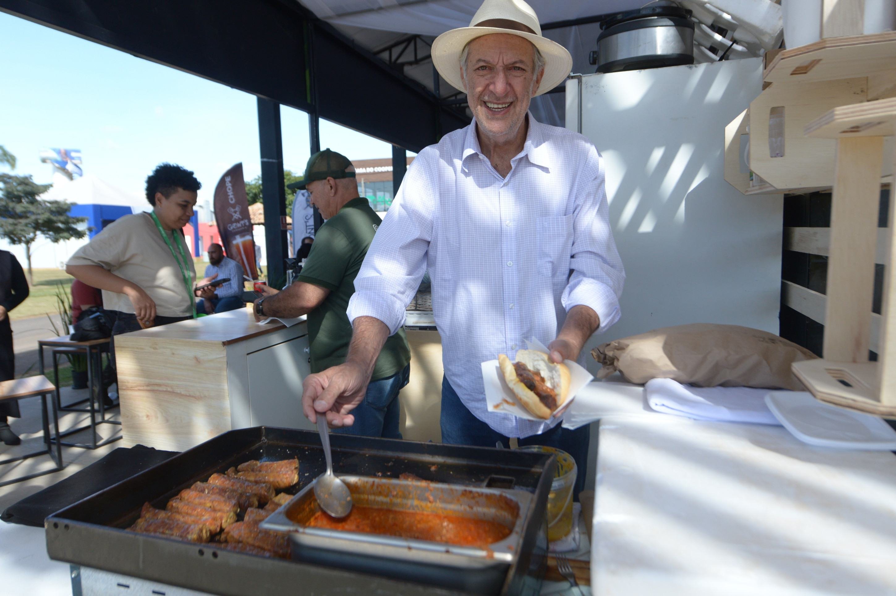  20/05/2025 Ed Alves CB/DA Press. Cidades. Agro Brasilia 2025 - 1º Dia. Terça-feira. Na foto, Leo Hamu. 