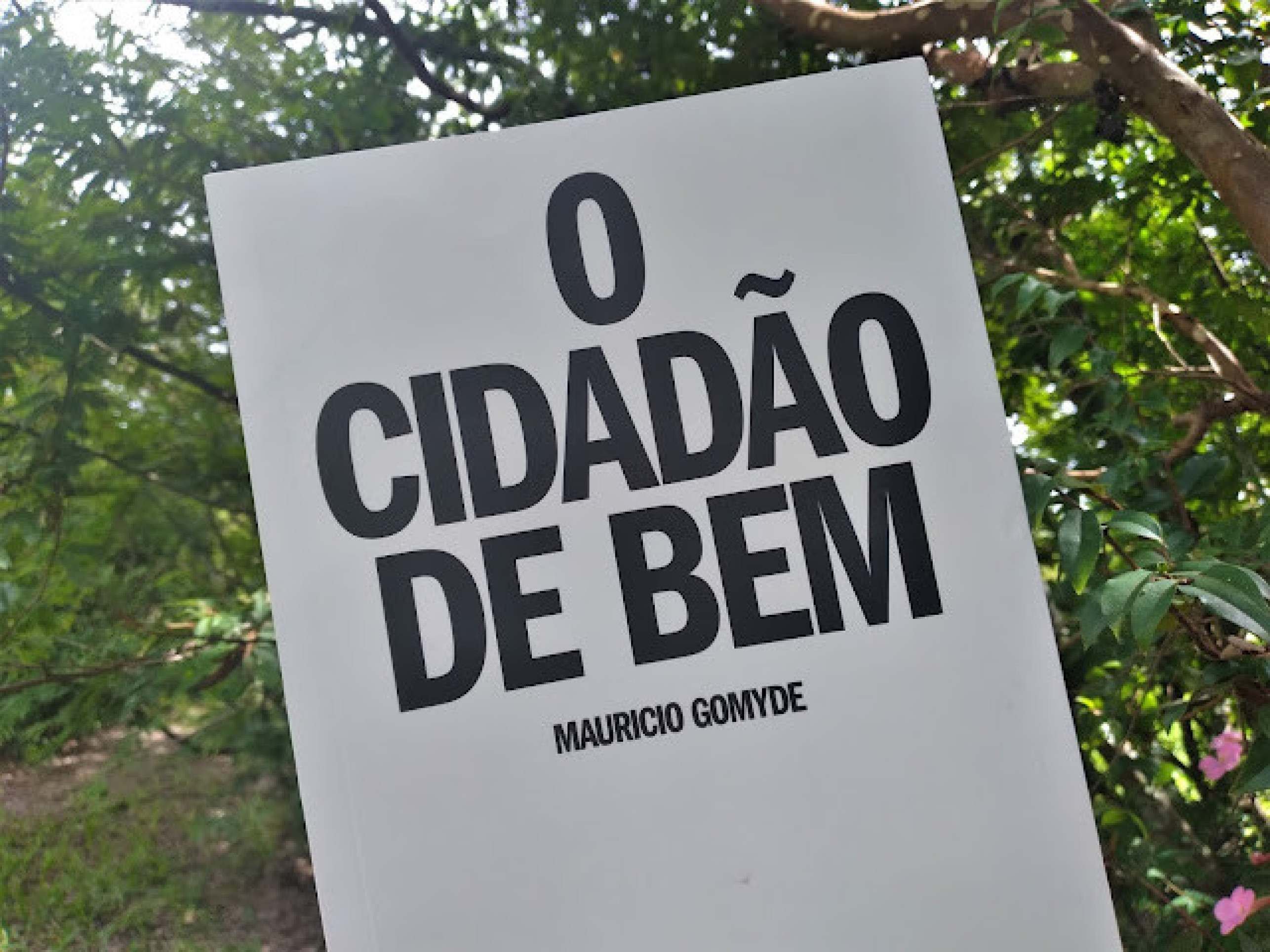 Clube do livro Pensar-Mundo chega à 4ª edição com livro de autor de Brasília