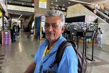 Roberto joga na loteria de vez em quando e sonha em se mudar para o nordeste com o dinheiro do prêmio -  (crédito: Leonardo Rodrigues / CB)