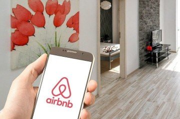 Aluguel no Airbnb vira alvo de prefeituras para cobrar impostos - Peggy por Pixabay 