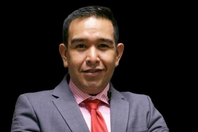 Antonio Sorela, pós-doutor em direito, professor e candidato à Suprema Corte do México
- (crédito: Arquivo pessoal) Antonio Sorela, pós-doutor em direito, professor e candidato à Suprema Corte do México
- (crédito: Arquivo pessoal)