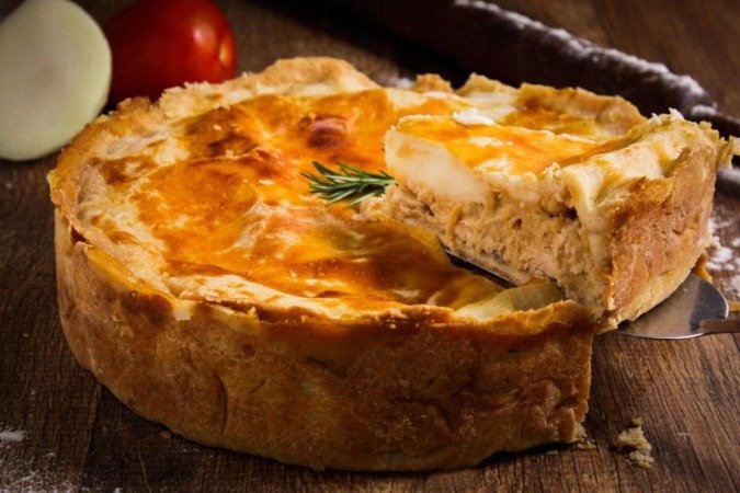 Torta de frango cremosa (Imagem: Alan Camargo Fotografia | Shutterstock) - (crédito: EdiCase) Torta de frango cremosa (Imagem: Alan Camargo Fotografia | Shutterstock) - (crédito: EdiCase)