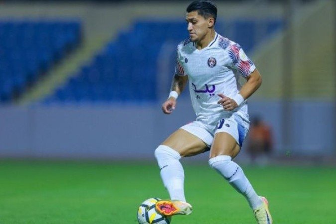 Alan Cariús é artilheiro da Segunda Divisão na Arábia Saudita -  (crédito: Divulgação/Al-Adalah)