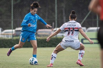 O Real Brasília enfrentou o São Paulo na tarde desta quinta-feira no Centro de Treinamento de Cotia, na capital paulista -  (crédito:  Giovani Leonel/ Real Brasília)