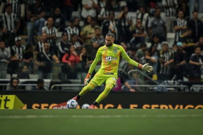 EVERSON: Muito seguro durante toda a partida, fez ao menos duas defesas importantes quando o placar ainda marcava 0 a 0, o que ajudou a garantir um jogo tranquilo na Arena MRV. NOTA: 7,0. Foto: Pedro Souza / Atlético