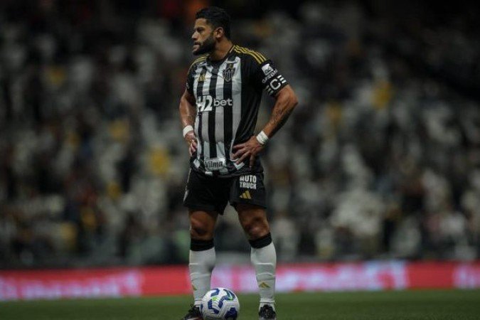 HULK: No primeiro tempo, tentou bastante e saiu muito da Ã¡rea. No segundo, ficou mais recuado, teve a chance de marcar, mas desperdiÃ§ou uma penalidade. Saiu com dores. NOTA: 5,5. Foto: Pedro Souza / AtlÃ©tico