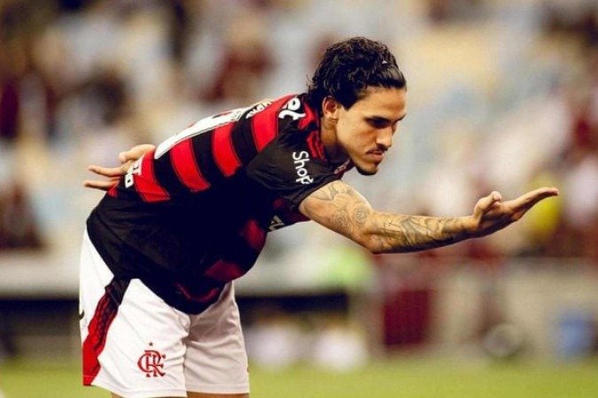 Pedro celebra o seu gol ao seu estilo. Enfim, após sete meses de inatividade e um mês do retorno, jogou os 90 minutos - (crédito: Adriano Fontes/Flamengo) Pedro celebra o seu gol ao seu estilo. Enfim, após sete meses de inatividade e um mês do retorno, jogou os 90 minutos - (crédito: Adriano Fontes/Flamengo)