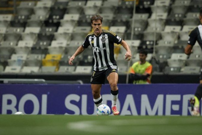 IGOR GOMES: Mesma situação de Vera, entrou com o placar definido e deu uma contribuição interessante para o meio de campo seguir bem ativo até o final da partida. Foto: Pedro Souza / Atlético
