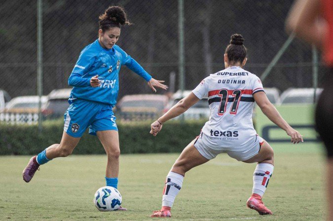 O Real Brasília enfrentou o São Paulo na tarde desta quinta-feira no Centro de Treinamento de Cotia, na capital paulista - (crédito: Giovani Leonel/ Real Brasília) O Real Brasília enfrentou o São Paulo na tarde desta quinta-feira no Centro de Treinamento de Cotia, na capital paulista - (crédito: Giovani Leonel/ Real Brasília)