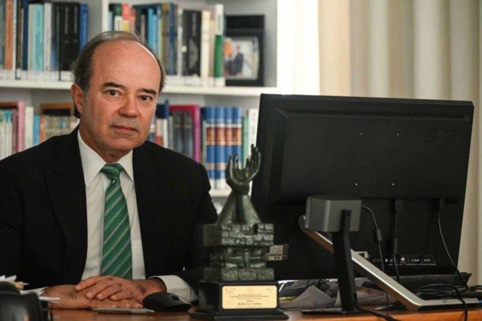 Ex-juiz presidente da Corte Interamericana de Direitos Humanos, Roberto Caldas reforça apoio às instituições democráticas