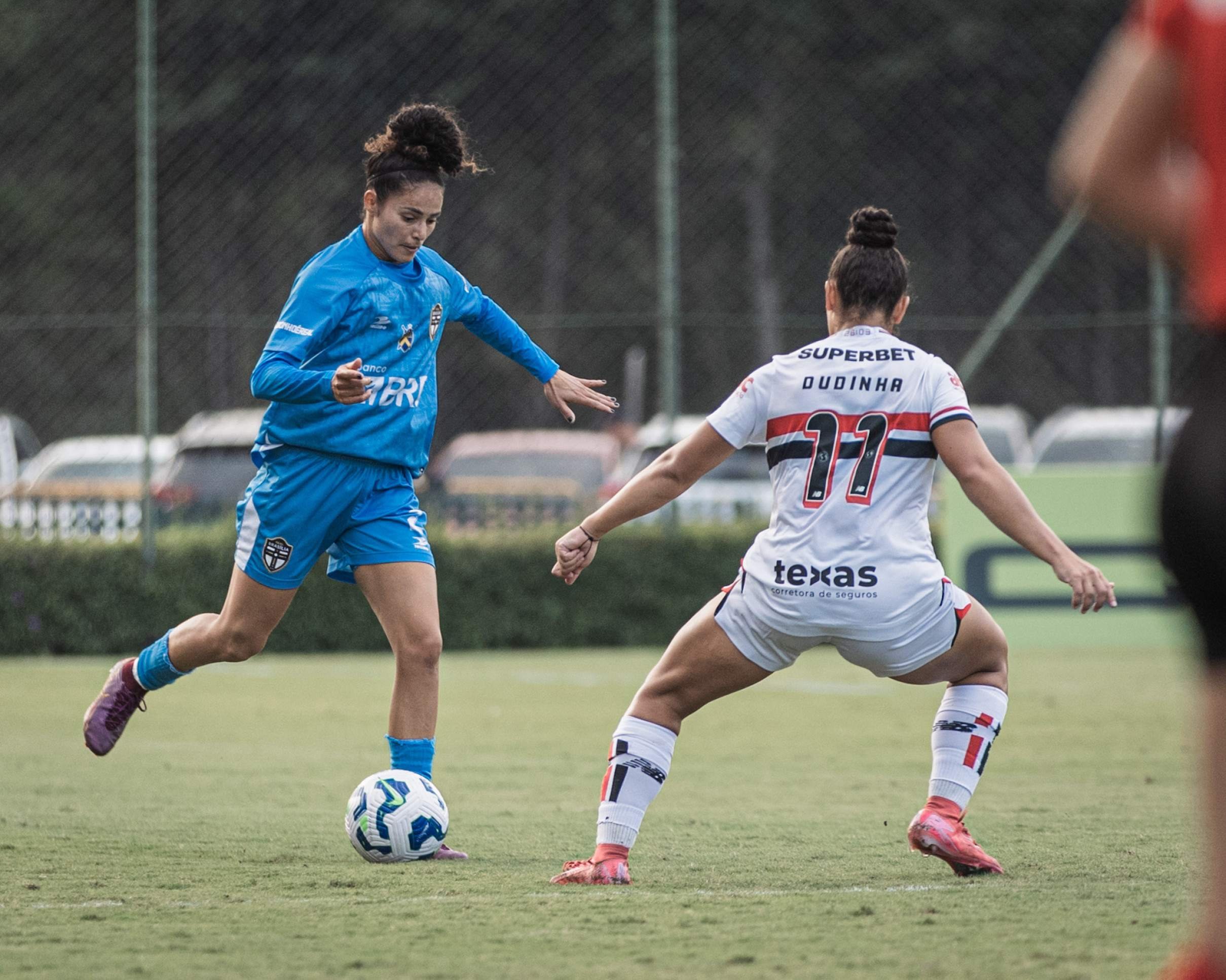 Brasileirão Feminino: São Paulo goleia e complica o Real Brasília