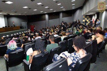 Desde janeiro de 2021 até maio de 2025, a PCDF já recuperou um total de 13.691 celulares -  (crédito: Divulgação/PCDF)