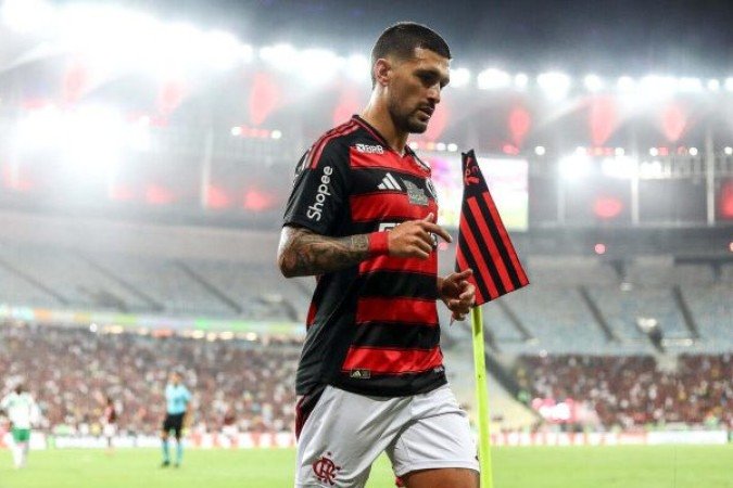 ARRASCAETA - Substituto de Cebolinha aos 22 da etapa final. Nitidamente se poupou para o próximo jogo do Flamengo, diante do Palmeiras. Nada de ousadia. NOTA 5,0. Foto: Gilvan de Souza / Flamengo 