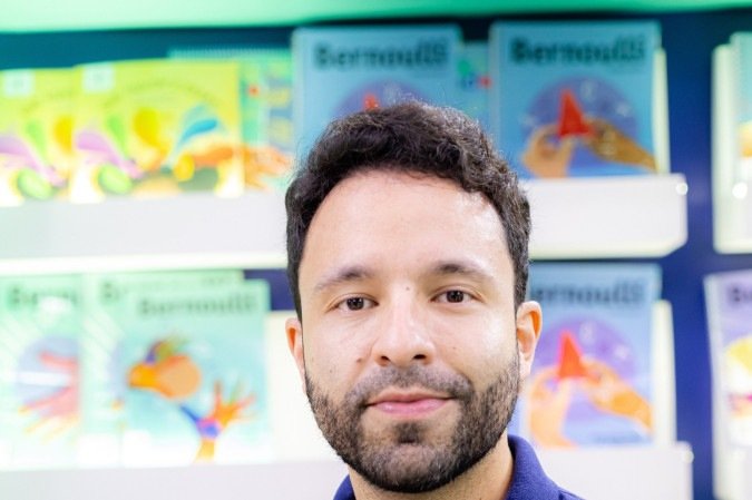 Márden de Pádua trabalha no grupo Bernoulli como gerente de assessoria pedagógica