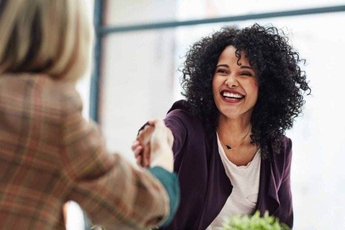 A chegada dos jovens ao mercado de trabalho tem transformado a percepção sobre sucesso profissional (Imagem: PeopleImages.com - Yuri A | Shutterstock) - (crédito: EdiCase) A chegada dos jovens ao mercado de trabalho tem transformado a percepção sobre sucesso profissional (Imagem: PeopleImages.com - Yuri A | Shutterstock) - (crédito: EdiCase)