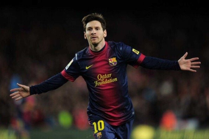Messi comemora gol pelo Barcelona -  (crédito: LLUIS GENE/AFP via Getty Images)