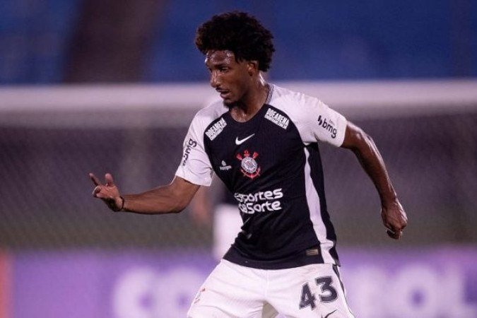 TALLES MAGNO - Foi a melhor opção vinda do bando. Deu mais dinâmica ao ataque e deu a assistência para o gol de Yuri Alberto. Nota; 6 - Foto: Rodrigo Coca/Agência Corinthians