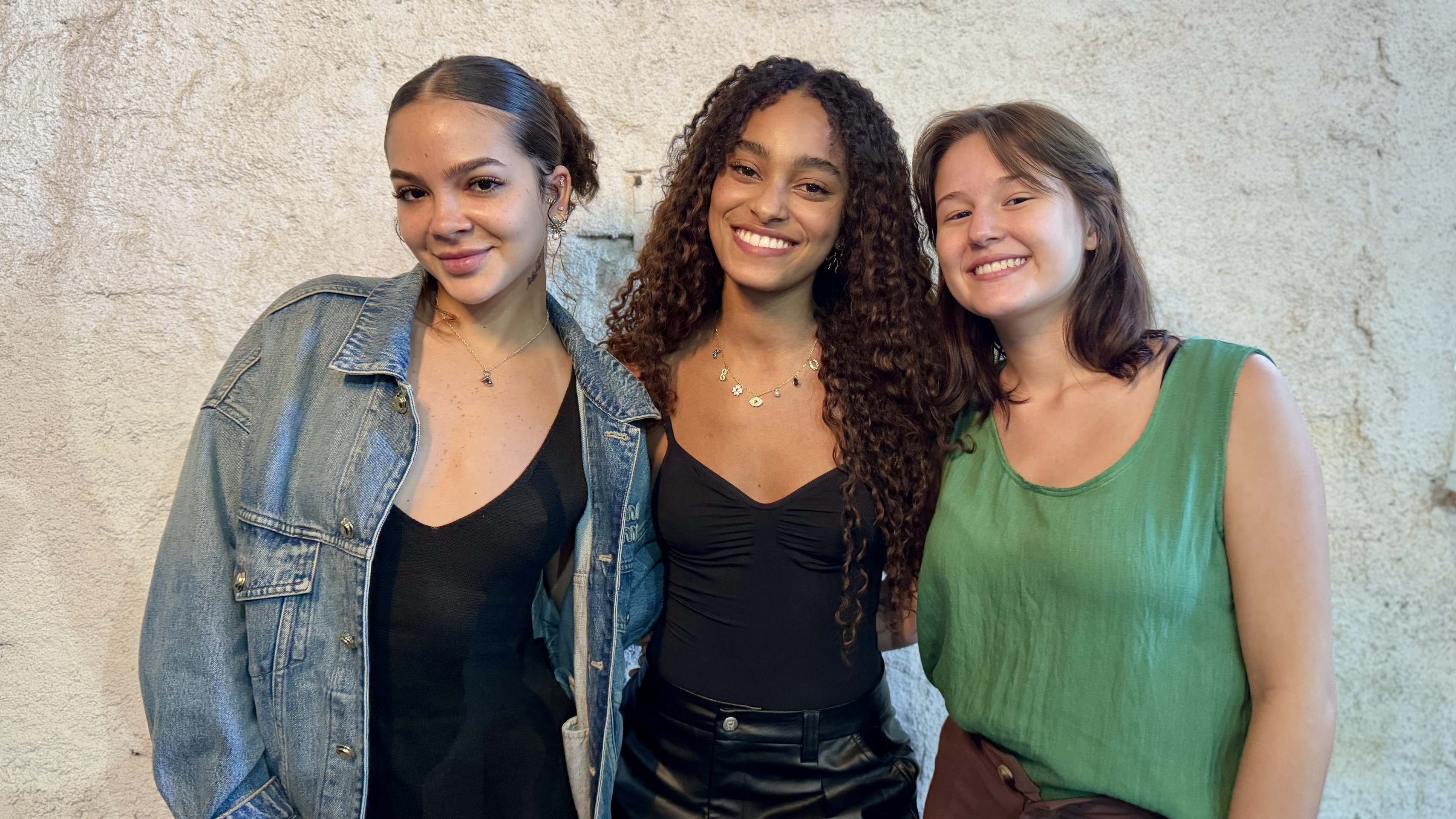 Mel Maia, Lívia Silva e Leticia Braga estão no elenco de 'Apenas 3 Meninas'
