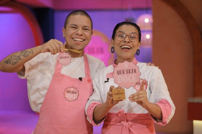 Hellen Andrade, ao lado do irmão Cícero, que atuou como ajudante dela no programa - (crédito: Divulgação/Adalberto de Melo "Pygmeu/@pygmeufotos) Hellen Andrade, ao lado do irmão Cícero, que atuou como ajudante dela no programa - (crédito: Divulgação/Adalberto de Melo "Pygmeu/@pygmeufotos)