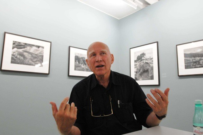  31/08/2014. Crédito: Carlos Moura/CB/D.A Press. Brasil. Brasilia - DF. Entrevista com o fotografo Sebastião Salgado, que está na cidade com a exposição: Genesis, no Centro Cultural Banco do Brasil - CCBB.
      