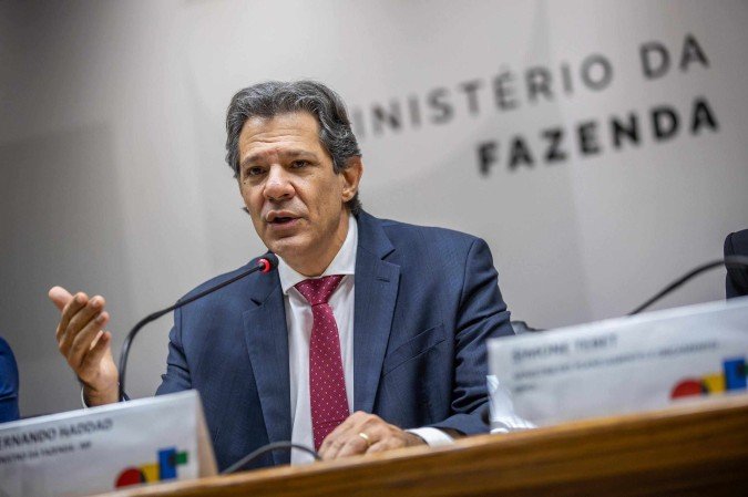 Por meio de novo decreto publicado na noite de ontem (22/5), o governo retirou a cobrança de 3,5% de IOF para transferências relativas a aplicações de fundos no exterior, que até ontem era tinha tributação zerada - (crédito: Diogo Zacarias/MF) Por meio de novo decreto publicado na noite de ontem (22/5), o governo retirou a cobrança de 3,5% de IOF para transferências relativas a aplicações de fundos no exterior, que até ontem era tinha tributação zerada - (crédito: Diogo Zacarias/MF)