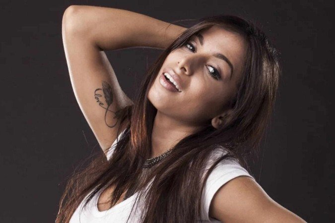 ‘TOUT GÂCHER’: a nova música em francês de Anitta -  (crédito: TMJBrazil)