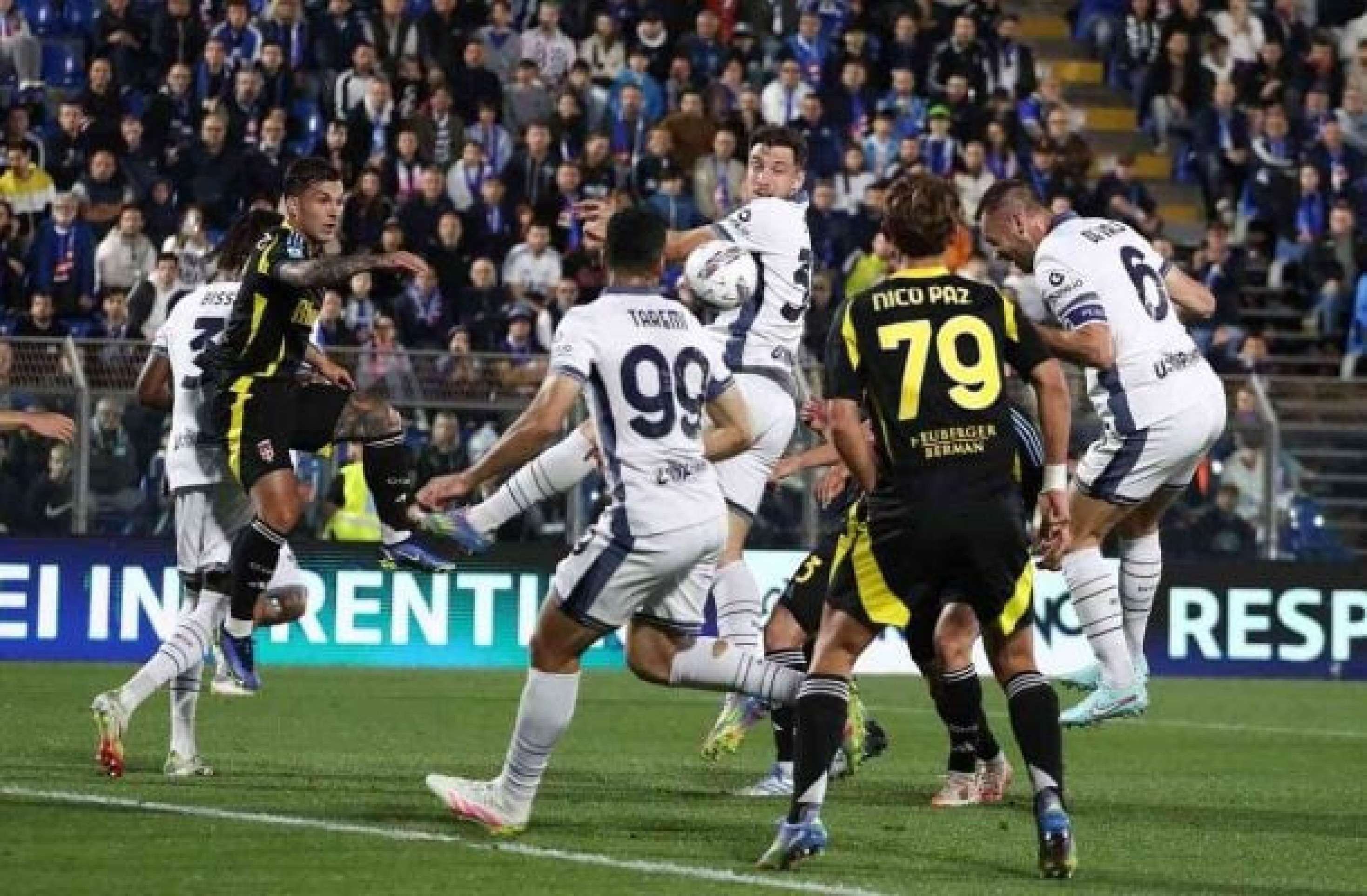 Inter de Milão vence o Como, mas fica com o vice do Italiano