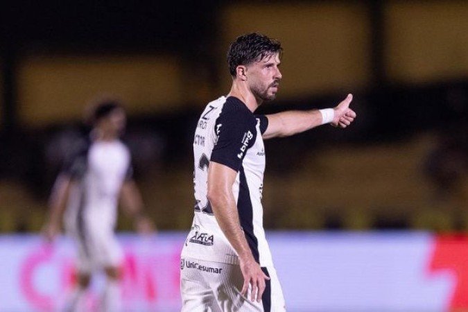 HERNÃNDEZ - Apanhou de Lyanco e ficou um cruzamento melhor do setor de armaÃ§Ã£o do Corinthians. Quando veio, de peixinho, jogou por cima. SubstituÃ­do, na etapa final, por Yuri Alberto. Saiu por lesÃ£o - NOTA: 5,0 - Foto: Rodrigo Coca/AgÃªncia Corinthians 