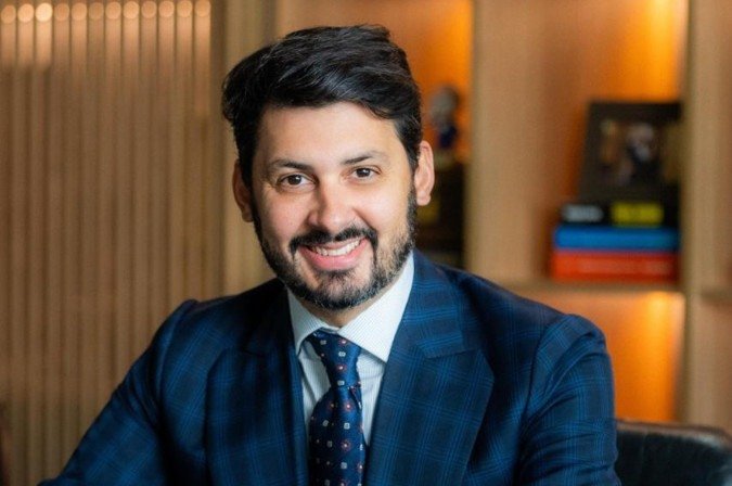 Fernando Cavalcanti deixa a Vice-Presidência do Nelson Wilians Advogados para assumir a liderança da Corretora de Seguros - (crédito: Material cedido ao Correio) Fernando Cavalcanti deixa a Vice-Presidência do Nelson Wilians Advogados para assumir a liderança da Corretora de Seguros - (crédito: Material cedido ao Correio)