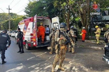 Equipes do Corpo de Bombeiros, Polícia Militar e Bope foram acionadas para conter o homem -  (crédito: CBMDF)