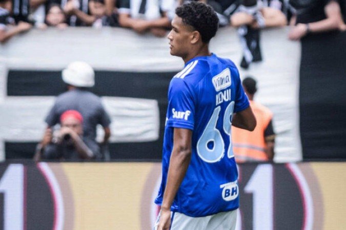 KAIQUE KENJI - Entrou aos 36 do segundo tempo no lugar de Kaio Jorge. Sem destaque. - Foto: Gustavo Aleixo/Cruzeiro