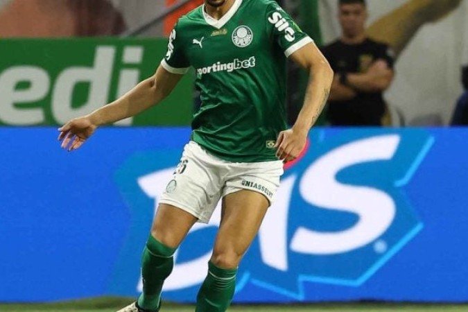 MURILO - Mais um jogador que começou bem ao longo do primeiro tempo, mas caiu de rendimento na segunda etapa. No lance do segundo gol, acabou falhando na marcação e viu a jogada surgir nas suas costas. Nota: 5 - Foto: Cesar Greco/Palmeiras