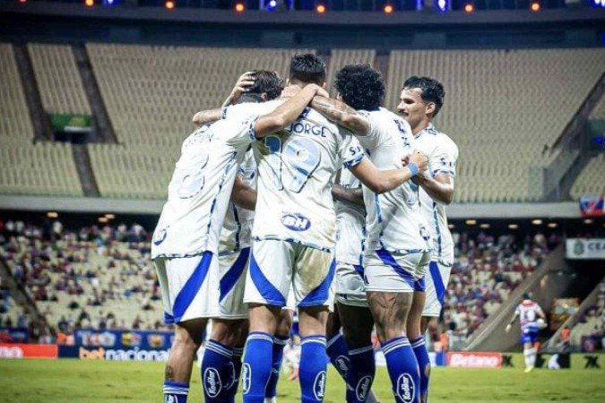 Cruzeiro comemora gol contra o Fortaleza -  (crédito: Samuel Andrade/ Cruzeiro)