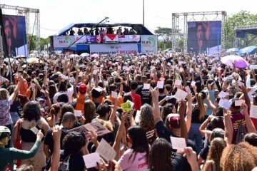 Joelma Bomfim/Sinpro-DF -  (crédito: Categoria reivindica reajuste salarial Joelma Bomfim | Sinpro-DF)