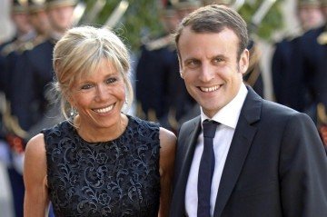 Brigitte Macron: Vídeo flagra primeira dama agredindo Emmanuel Macron - (crédito: Redes Sociais) Brigitte Macron: Vídeo flagra primeira dama agredindo Emmanuel Macron - (crédito: Redes Sociais)