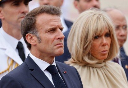 Presidente Emmanuel Macron e a primeira-dama Brigitte Macron  -  (crédito: Ludovic MARIN / AFP)