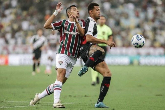 Vasco tenta melhorar desempenho em clássicos e subir na classificação do Brasileirão - (crédito: - Foto: Lucas Merçon/Fluminense) Vasco tenta melhorar desempenho em clássicos e subir na classificação do Brasileirão - (crédito: - Foto: Lucas Merçon/Fluminense)