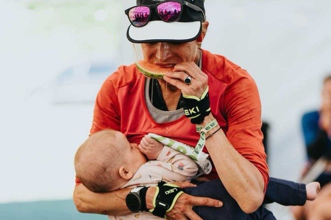 Ela venceu ao chegar quatro minutos antes da segunda colocada, a britânica Lauren Graham. Concluiu a prova com um tempo de 16 horas, 53 minutos e 22 segundos - (crédito: Reprodução/Clement Cellier for Peignée Verticale) Ela venceu ao chegar quatro minutos antes da segunda colocada, a britânica Lauren Graham. Concluiu a prova com um tempo de 16 horas, 53 minutos e 22 segundos - (crédito: Reprodução/Clement Cellier for Peignée Verticale)