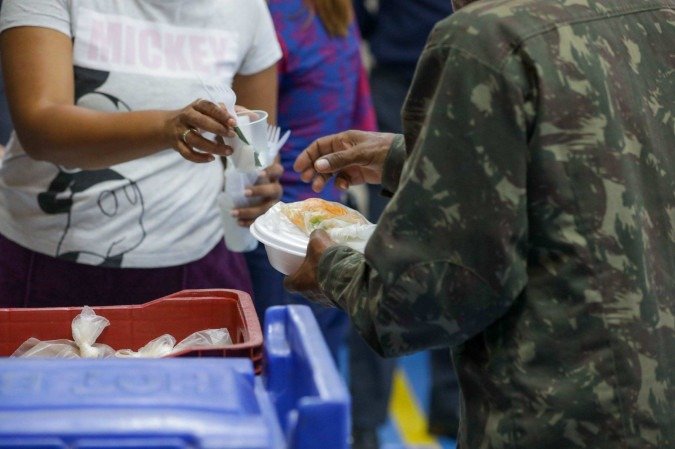 Os abrigos funcionam das 19h30 às 6h - (crédito: Tony Oliveira/ Agência Brasilia) Os abrigos funcionam das 19h30 às 6h - (crédito: Tony Oliveira/ Agência Brasilia)