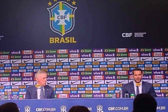 Carlo Ancelotti ao lado de Samir Xaud, presidente da CBF - (crédito: Foto: Carlos Mello / Jogada10) Carlo Ancelotti ao lado de Samir Xaud, presidente da CBF - (crédito: Foto: Carlos Mello / Jogada10)