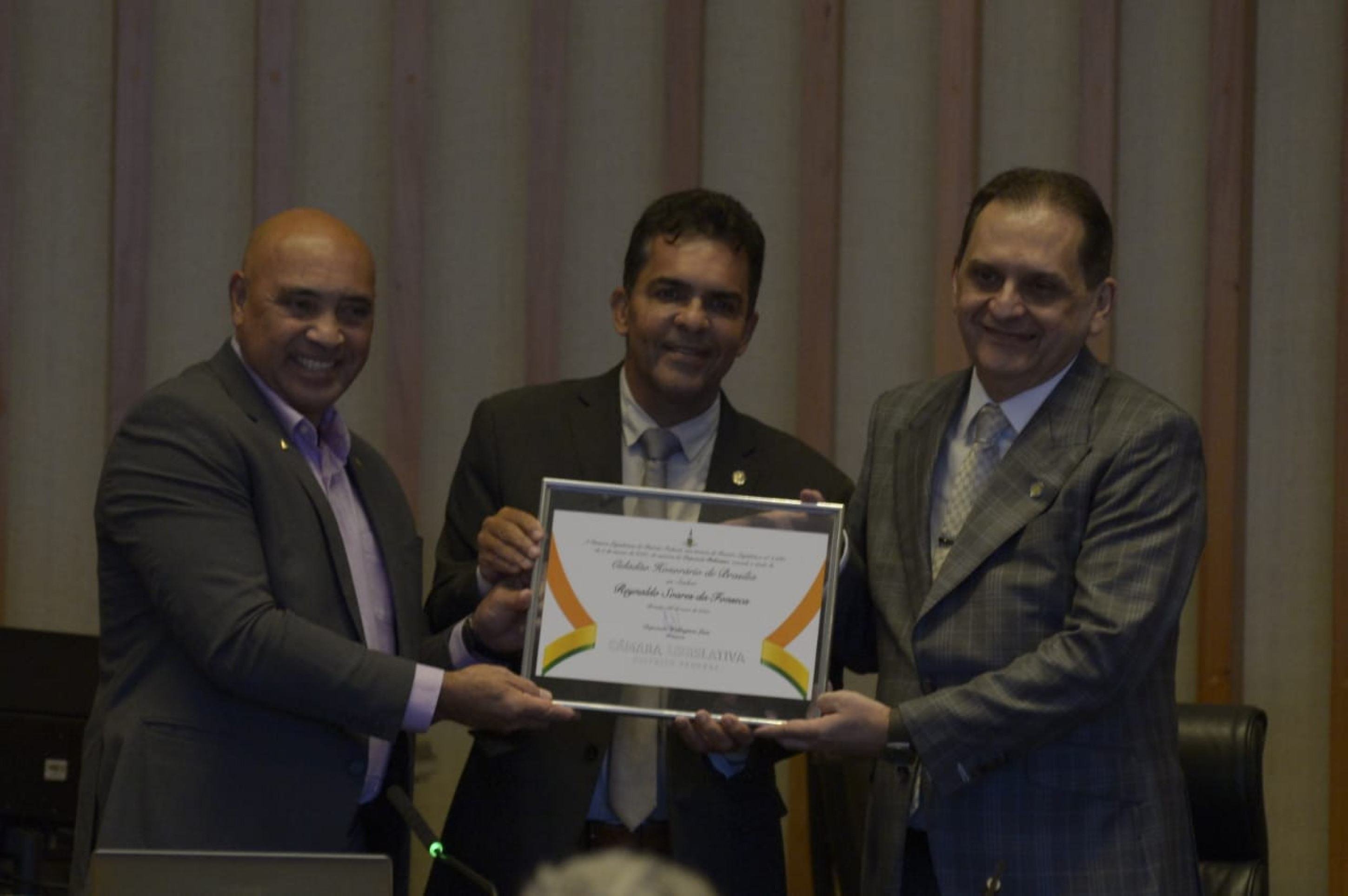 Ministro Reynaldo Soares da Fonseca recebe título de Cidadão Honorário