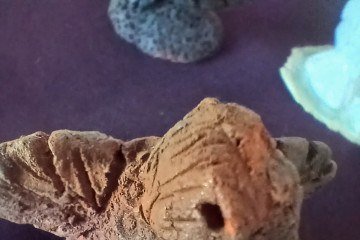 Ritualística brasiliana
Exposição de Cìntia Falkenbach. Abertura amanhã, na Galeria Matéria Plástica (Condomínio Privê Morada Sul, rua 23, casa R49, Altiplano Leste). Visitação até 30 de junho
- (crédito: Divulgação) Ritualística brasiliana
Exposição de Cìntia Falkenbach. Abertura amanhã, na Galeria Matéria Plástica (Condomínio Privê Morada Sul, rua 23, casa R49, Altiplano Leste). Visitação até 30 de junho
- (crédito: Divulgação)