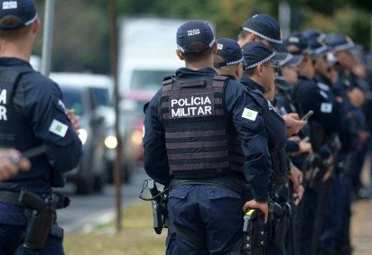 Viaturas da PMDF foram enviadas ao local para acompanhar a situação e reforçar o policiamento -  (crédito: Ed Alves CB/DA Press) -Viaturas da PMDF foram enviadas ao local para acompanhar a situação e reforçar o policiamento -  (crédito: Ed Alves CB/DA Press)