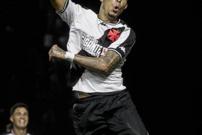 O Vasco sofreu um transfer ban por causa da dívida que o clube tem com o Nantes, da França, pela contratação do atacante Adson - (crédito: Foto: Leandro Amorim/Vasco) O Vasco sofreu um transfer ban por causa da dívida que o clube tem com o Nantes, da França, pela contratação do atacante Adson - (crédito: Foto: Leandro Amorim/Vasco)