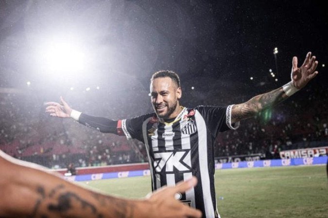 Em live, Neymar desabafa sobre críticas extracampo desde seu retorno ao Santos - (crédito: Foto: Reprodução) Em live, Neymar desabafa sobre críticas extracampo desde seu retorno ao Santos - (crédito: Foto: Reprodução)